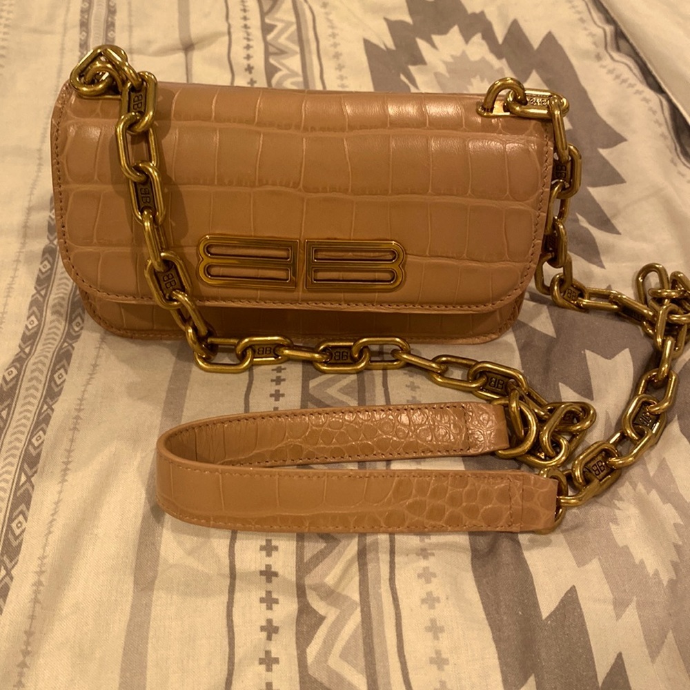 Balenciaga- Gossip chain wallet